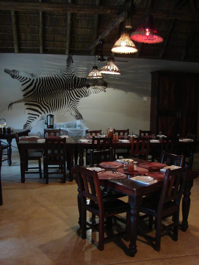 Touch Of Africa Lodge Lanseria Exterior photo